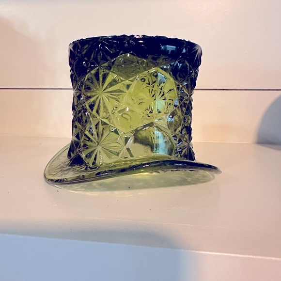 Fenton Colonial Green Glass Daisy and Button Top Hat Trinket Dish Vase - Picture 6 of 11